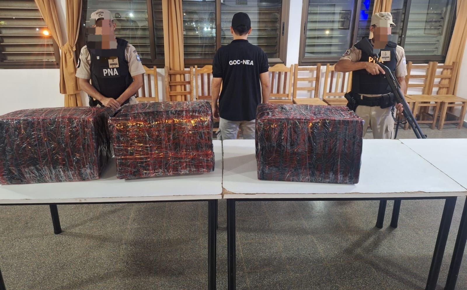 La Policía Federal Argentina desarticuló una banda criminal transnacional tras múltiples allanamientos