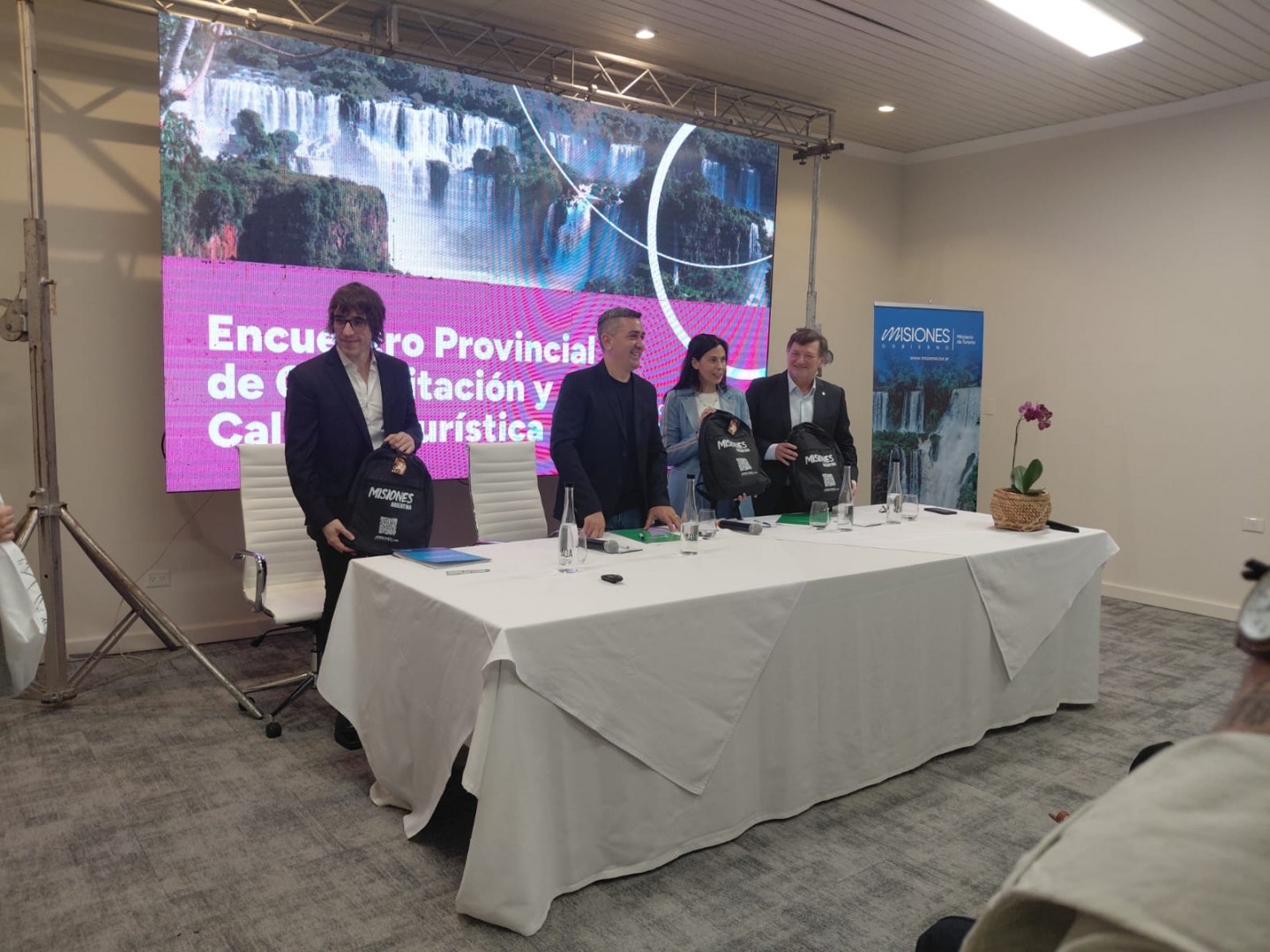 Realizan el primer Encuentro Provincial de capacitación y calidad turística en Misiones, Argentina
