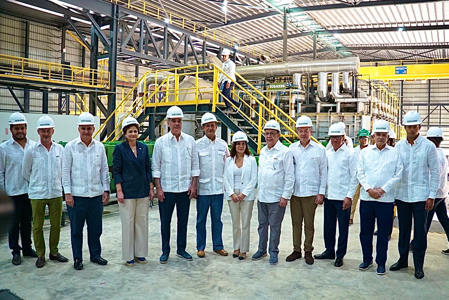 Manuel Estrella resalta estabilidad económica y clima de confianza para invertir durante inauguración en San Pedro de Macorís, República Dominicana