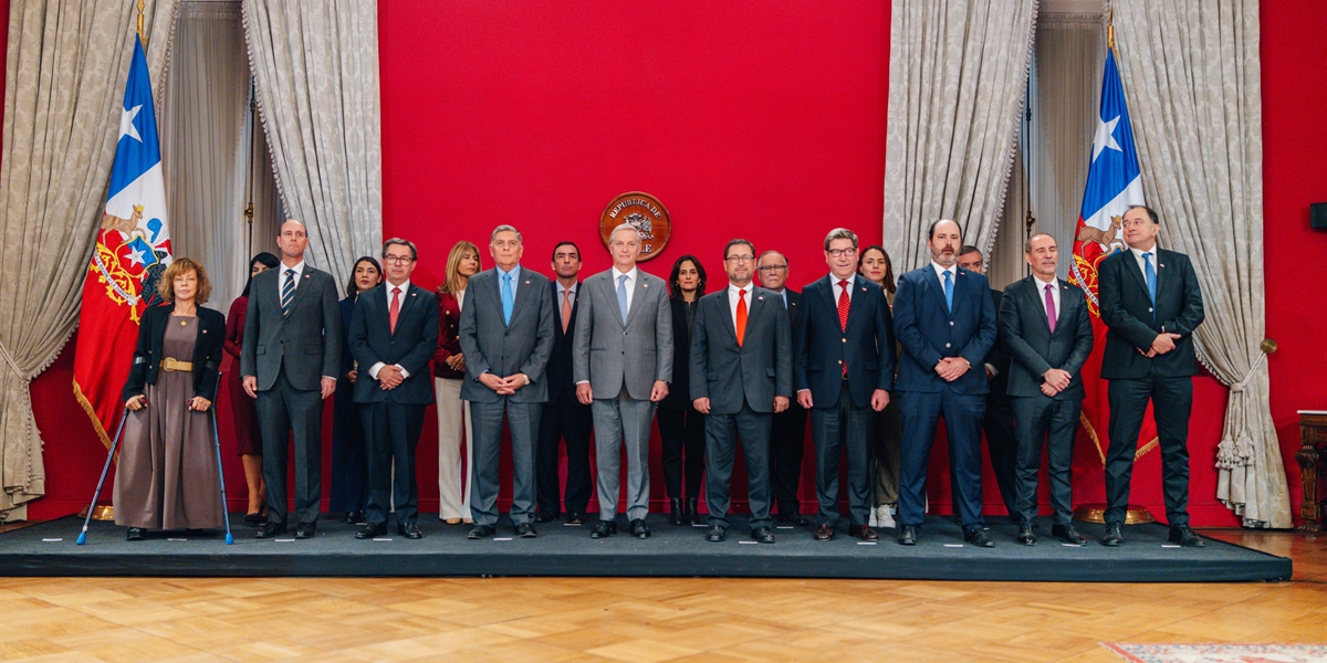 José Antonio Kast realizó cambios en los ministerios de Seguridad y Segegob José Antonio Kast realizó cambios en los ministerios de Seguridad y Segegob
