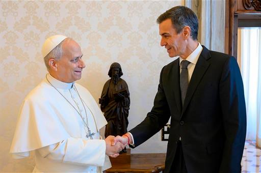 Pedro Sánchez destaca la sintonía con el papa León XIV ante desafíos globales como las guerras, la migración y la inteligencia artificial