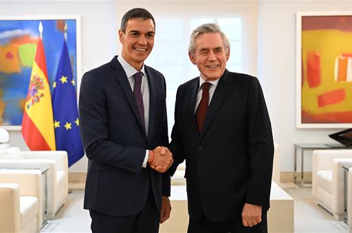 Pedro Sánchez recibe a Gordon Brown, enviado especial del Reino Unido para las Finanzas Globales y la Cooperación