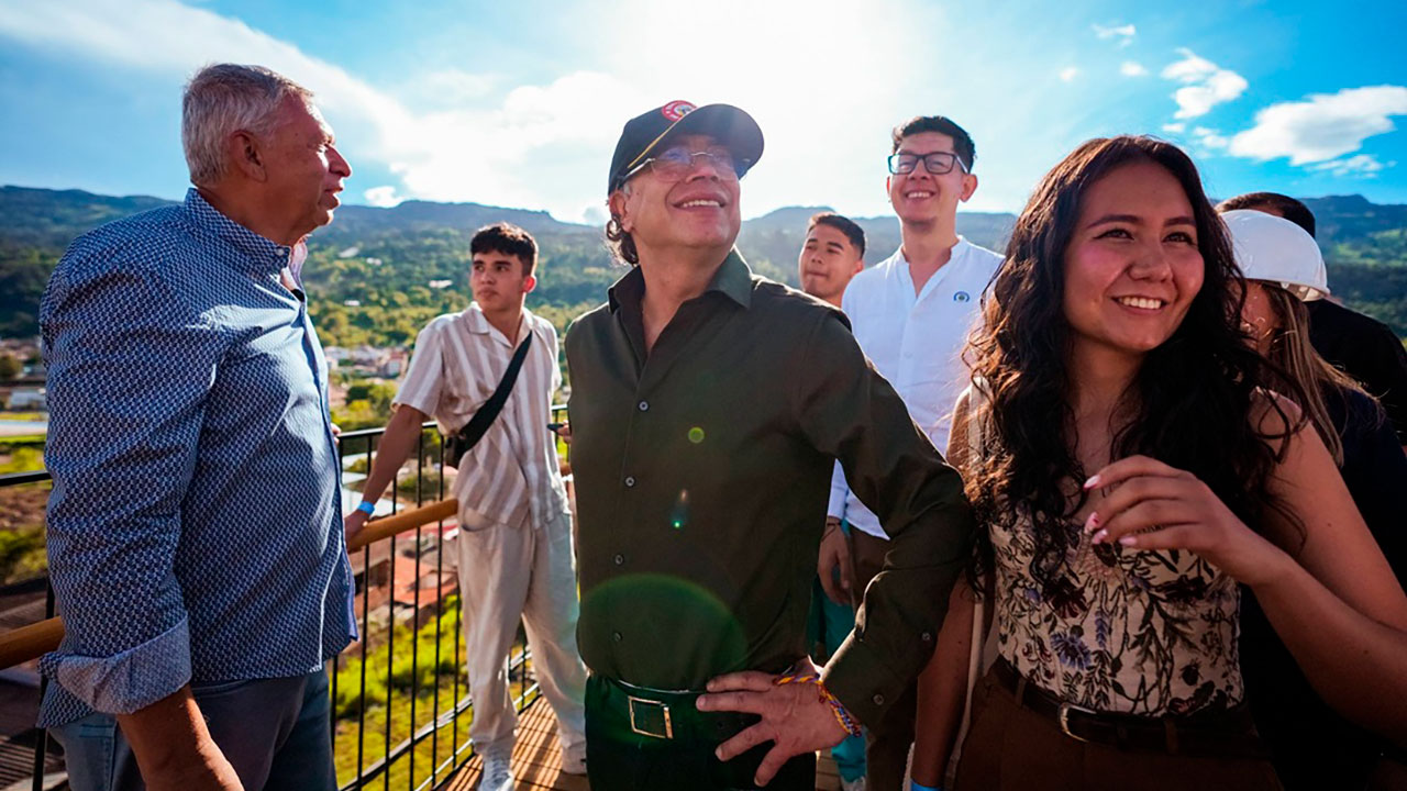 Quedan en marcha 108 proyectos de infraestructura para ampliar la educación superior pública en Colombia