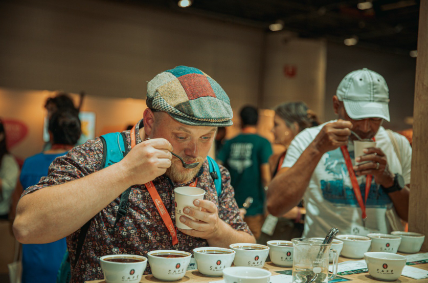 Exoneración fiscal para evento cafetalero busca aumentar ingresos de caficultores