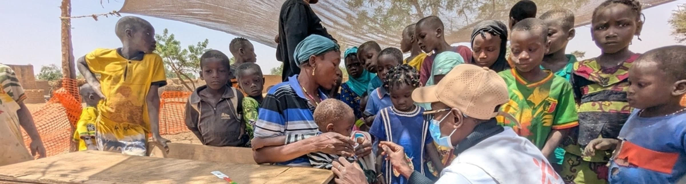 Atienden a refugiados burkineses en Koro