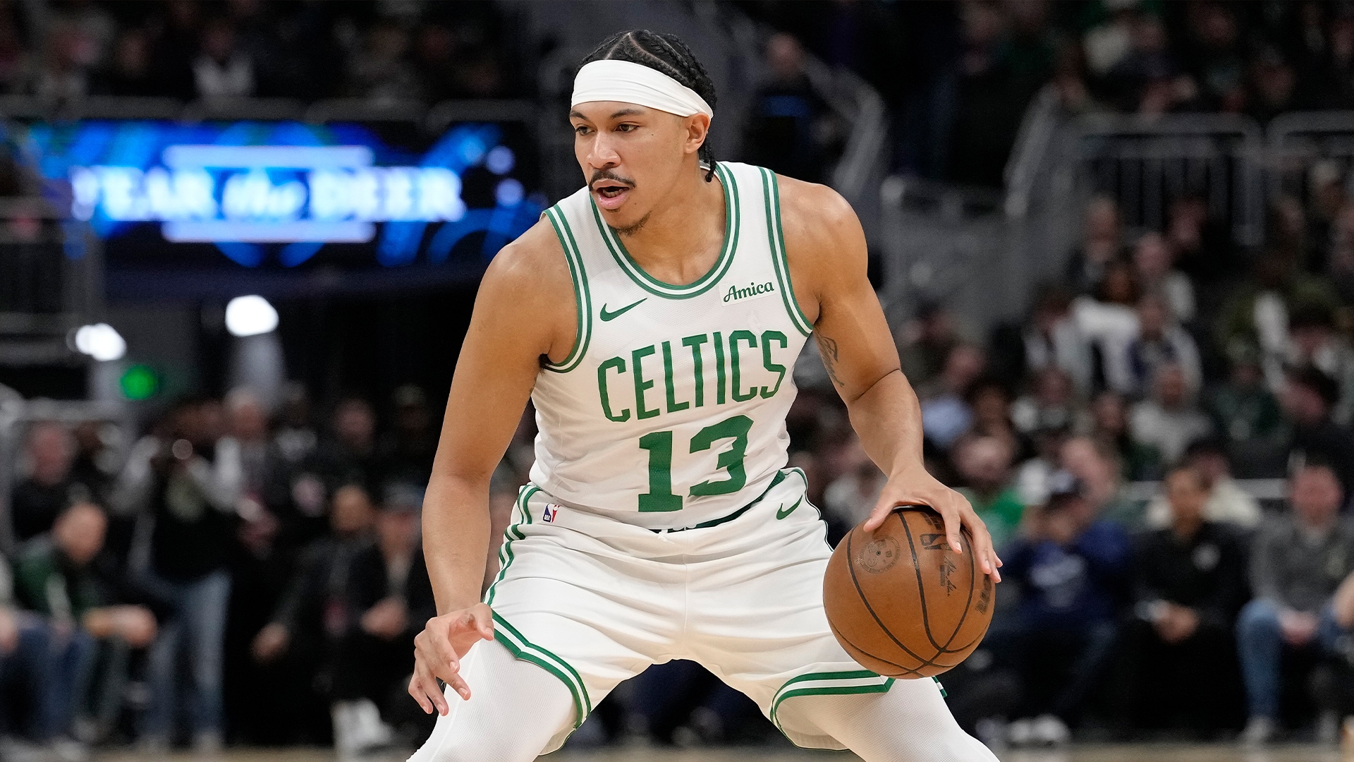 Celtics renuevan el contrato de Ron Harper Jr. por una extensión a largo plazo