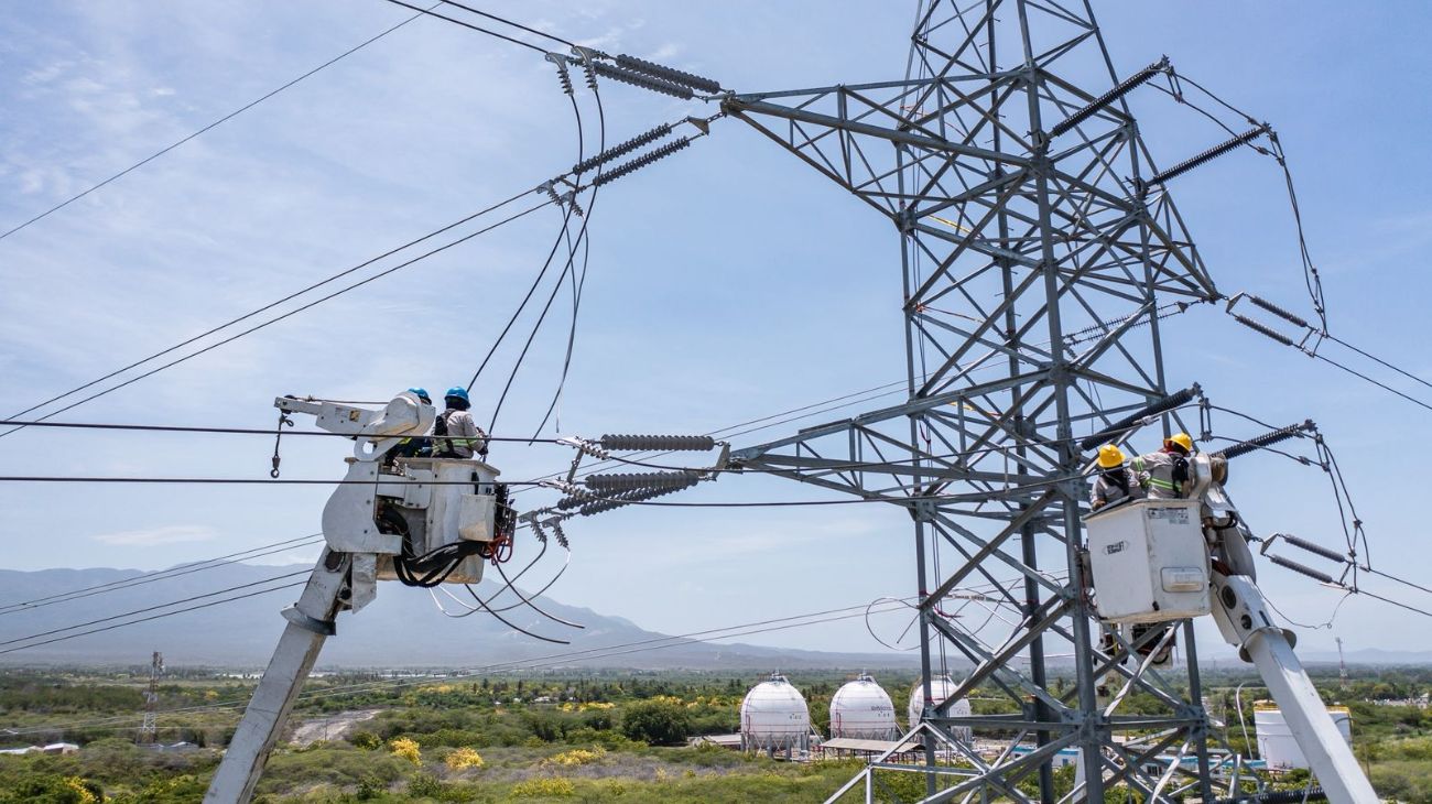 ETED programa trabajos de mantenimiento en la red de transmisión eléctrica de la región Nordeste, República Dominicana