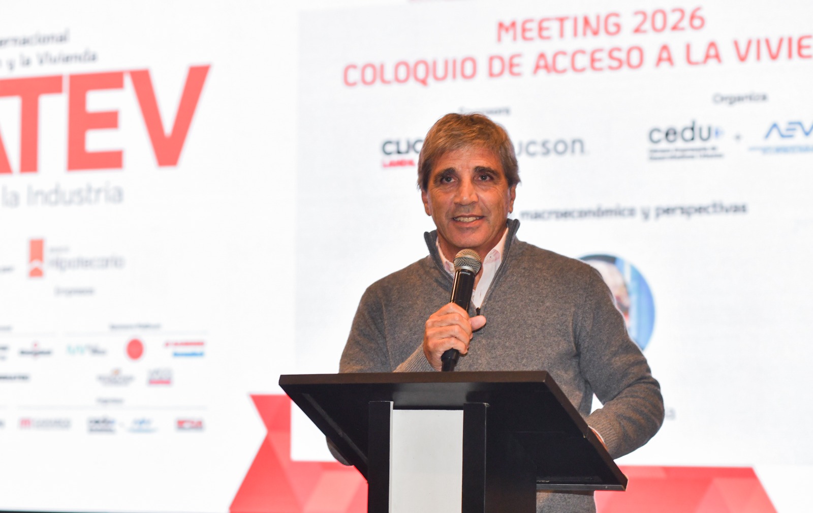 Luis Caputo afirma que Argentina ya cambió y no volverá al pasado