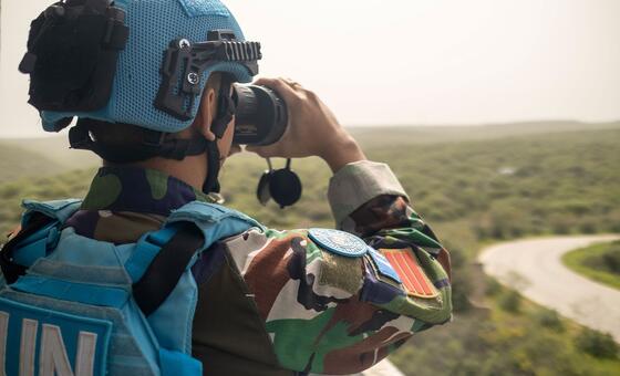 Un casco azul serbio de la ONU muere en el sur del Líbano tras impacto de morteros