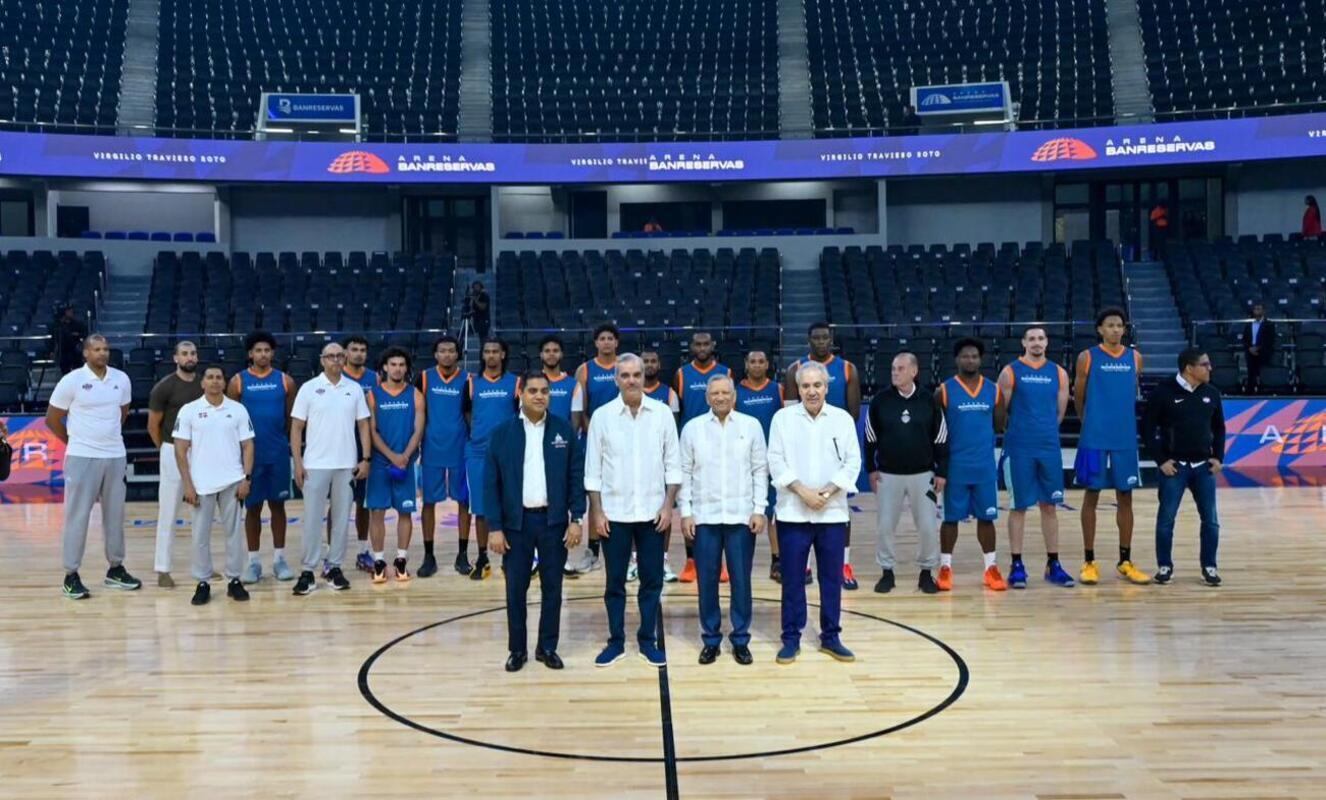 Abinader inaugura la remodelada Arena Banreservas Virgilio Travieso Soto
