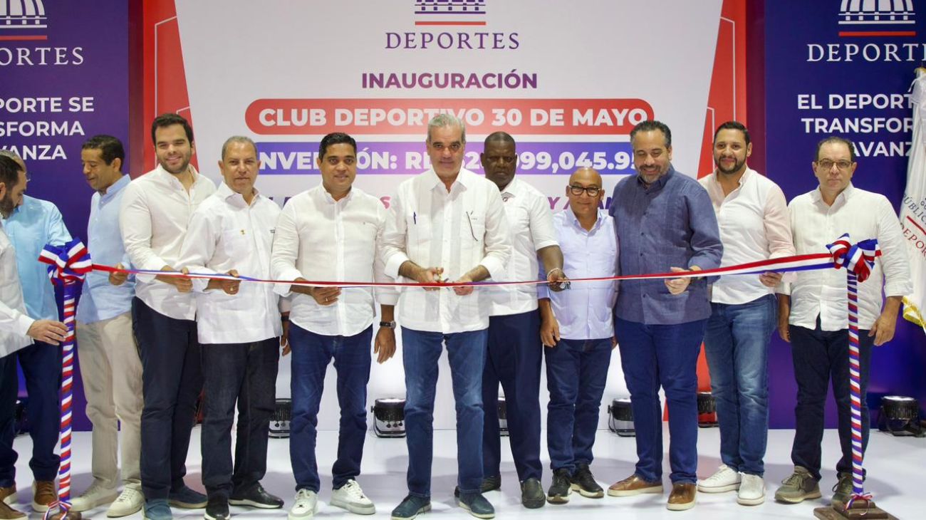 Abinader entrega el techado del Club Deportivo 30 de Mayo