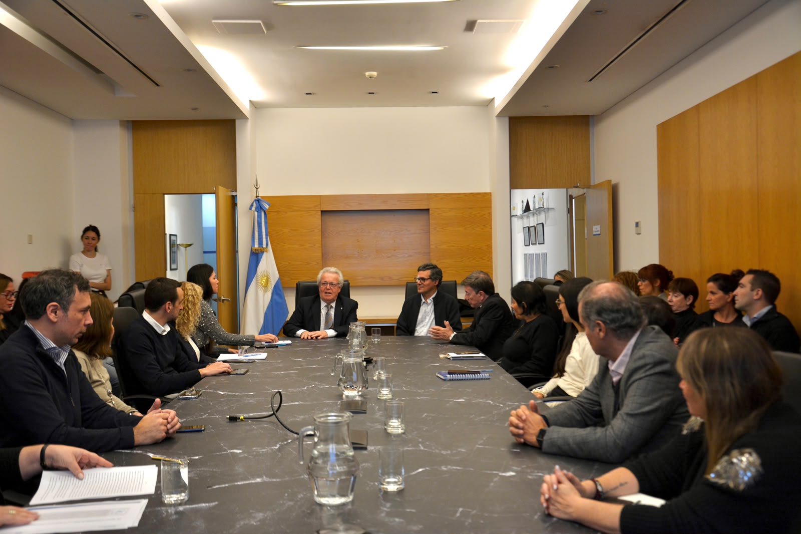 Encuentro con representantes de la Oficina Anticorrupción
