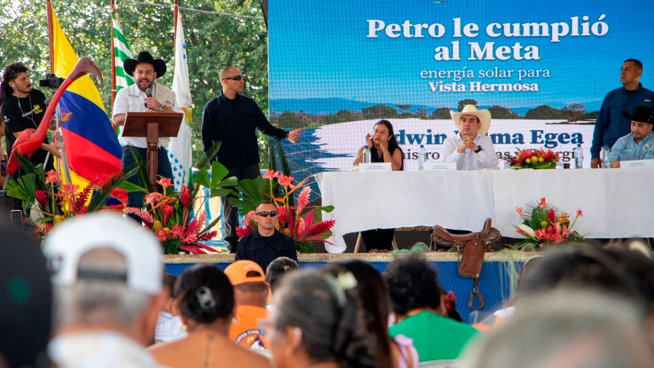 Vista Hemosa, Meta, Colombia cuenta con energía permanente y de bajo costo con su nueva granja solar fotovoltaica