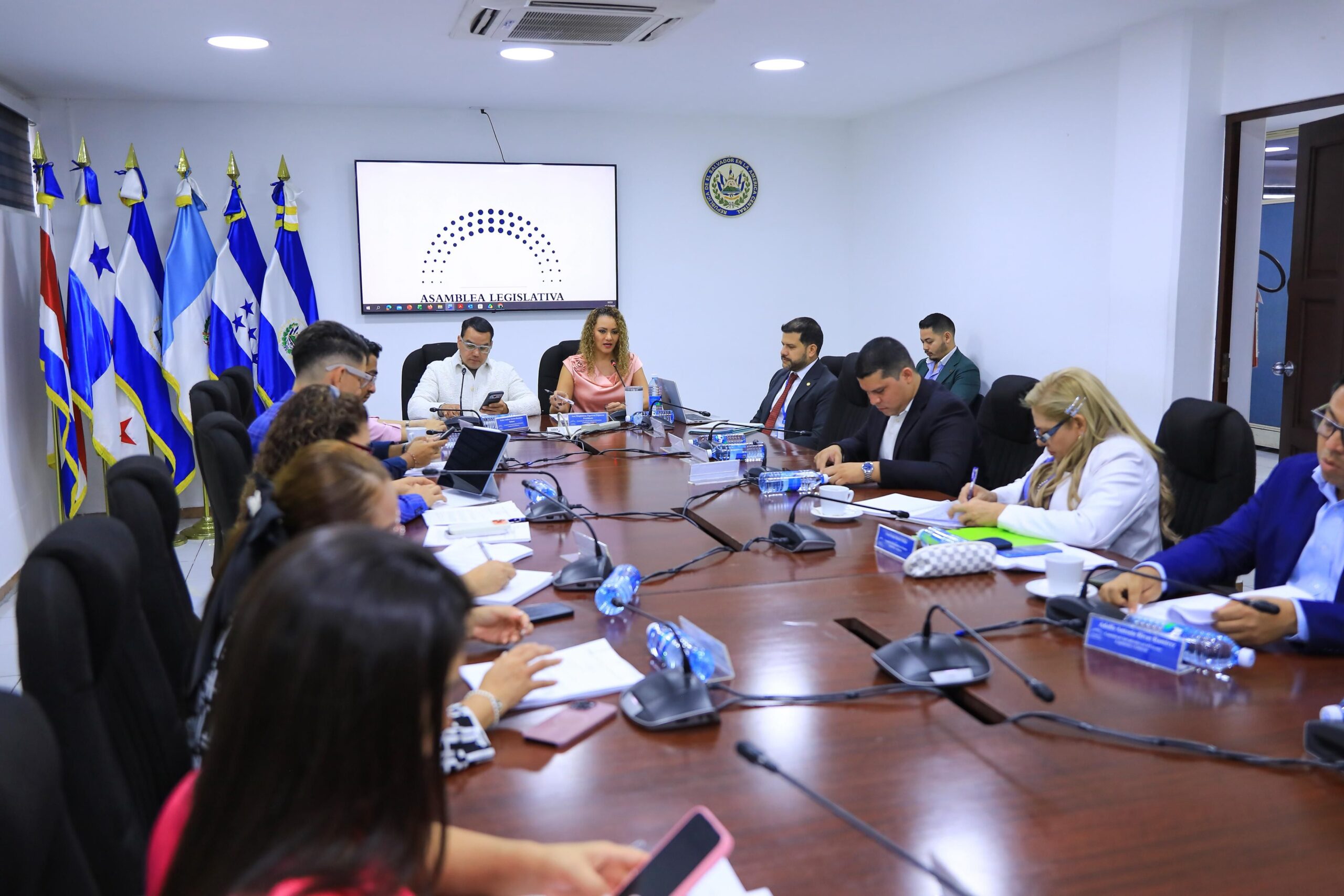 Ratificación de tratado protegería patentes sobre marcas empresariales