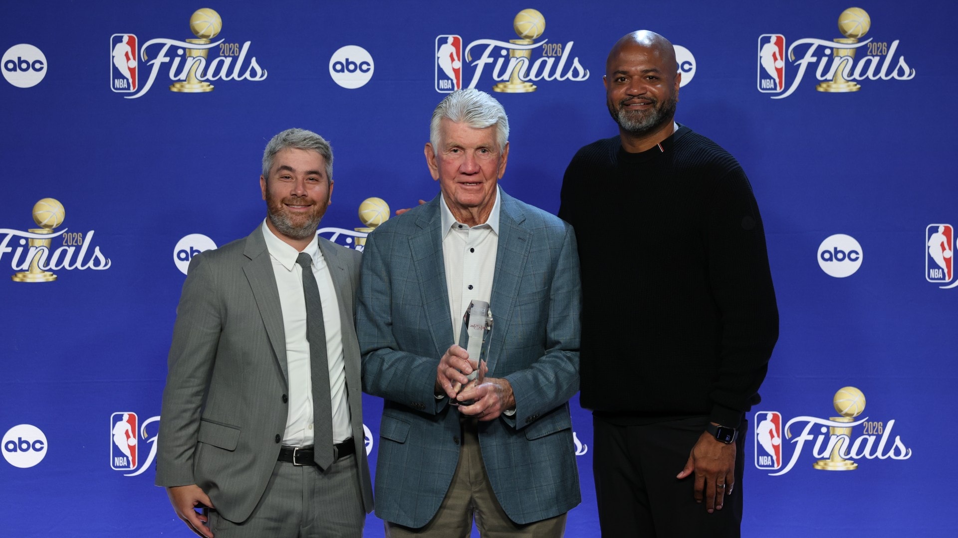 Paul Westhead, ex campeón, gana el Premio Chuck Daly a la Trayectoria de la NBCA