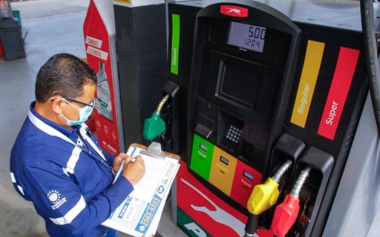 Prorrogan ley para evitar abusos en la distribución y comercialización de productos derivados del petróleo