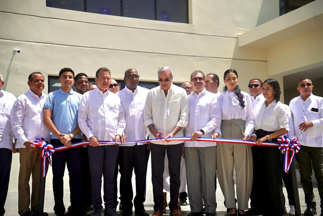 Abinader inaugura el nuevo Centro UASD Santiago Rodríguez, República Dominicana