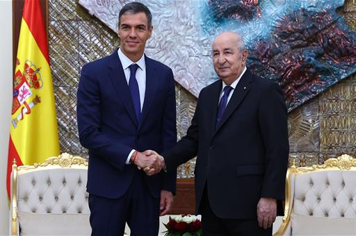 España y Argelia acuerdan impulsar una nueva etapa en su relación bilateral con una reunión de alto nivel en octubre