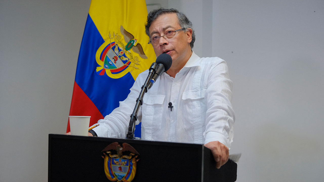 Petro firmó la extradición de alias Chiquito Malo, jefe del Clan del Golfo