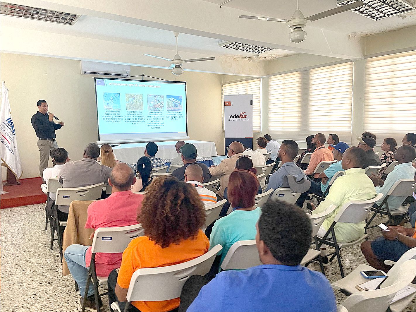 Edesur rehabilitará redes de distribución en Peravia, República Dominicana, con una inversión superior a los RD 962 millones
