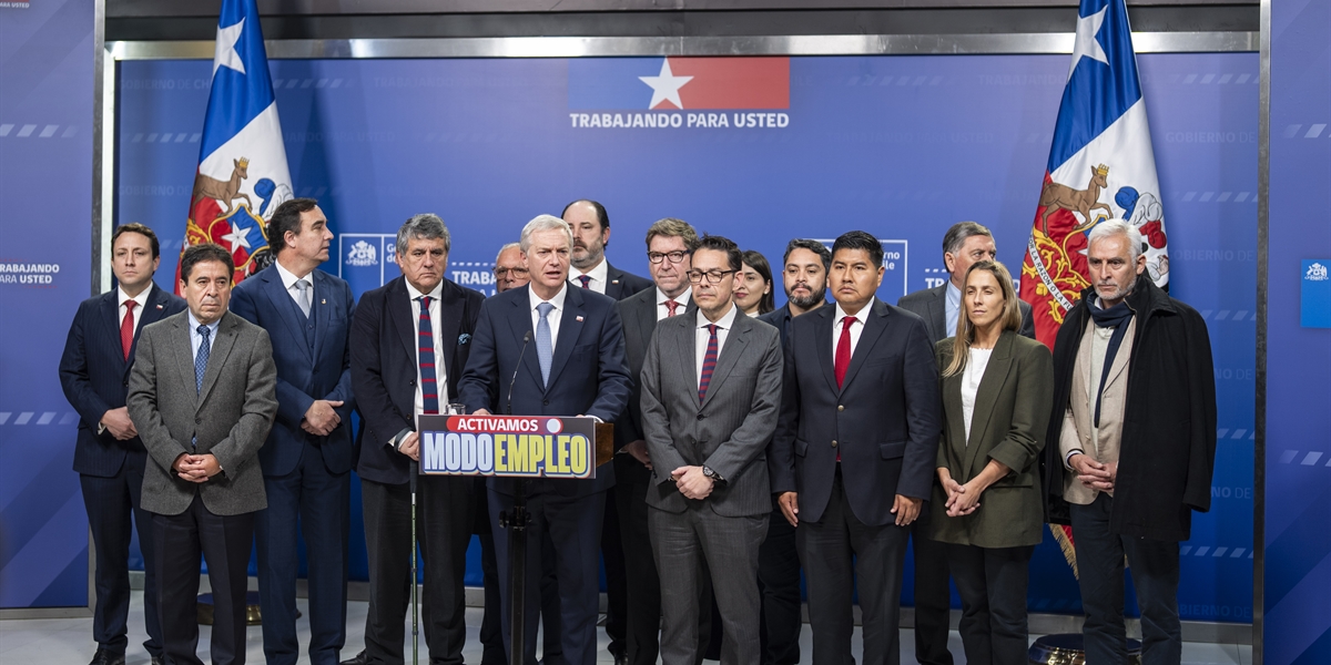 José Antonio Kast anuncia medidas para crear miles de puestos de trabajo