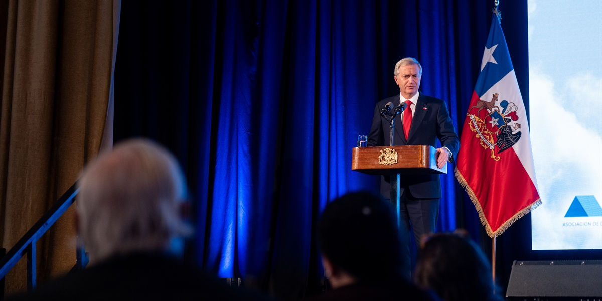El Presidente de la República, José Antonio Kast, llama a empresarios uruguayos a invertir en Chile El Presidente de la República, José Antonio Kast, llama a empresarios uruguayos a invertir en Chile