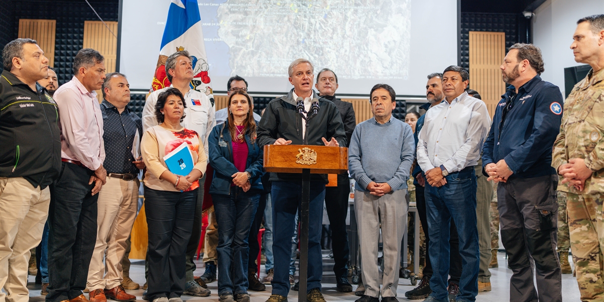 Presidente de Chile José Antonio Kast anuncia medidas de apoyo para las familias afectadas por el sistema frontal en Atacama, Chile Presidente de Chile José Antonio Kast anuncia medidas de apoyo para las familias afectadas por el sistema frontal en Atacama, Chile