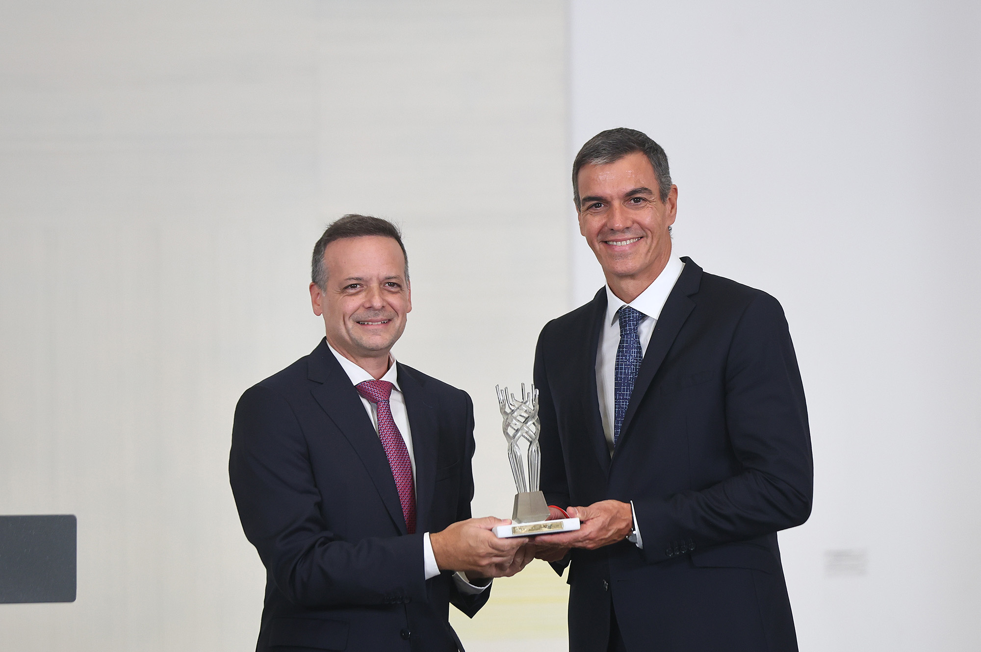 Pedro Sánchez recibe el Premio de la Democracia de la Ciudad de Atenas