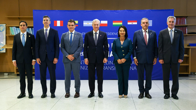 Mandataria participó en el encuentro regional “Compromiso Regional de Santiago contra la delincuencia transnacional”