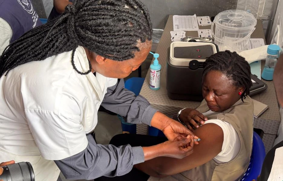 R. D. Congo: realizan un estudio sobre la vacunación de trabajadores de primera línea contra el ébola