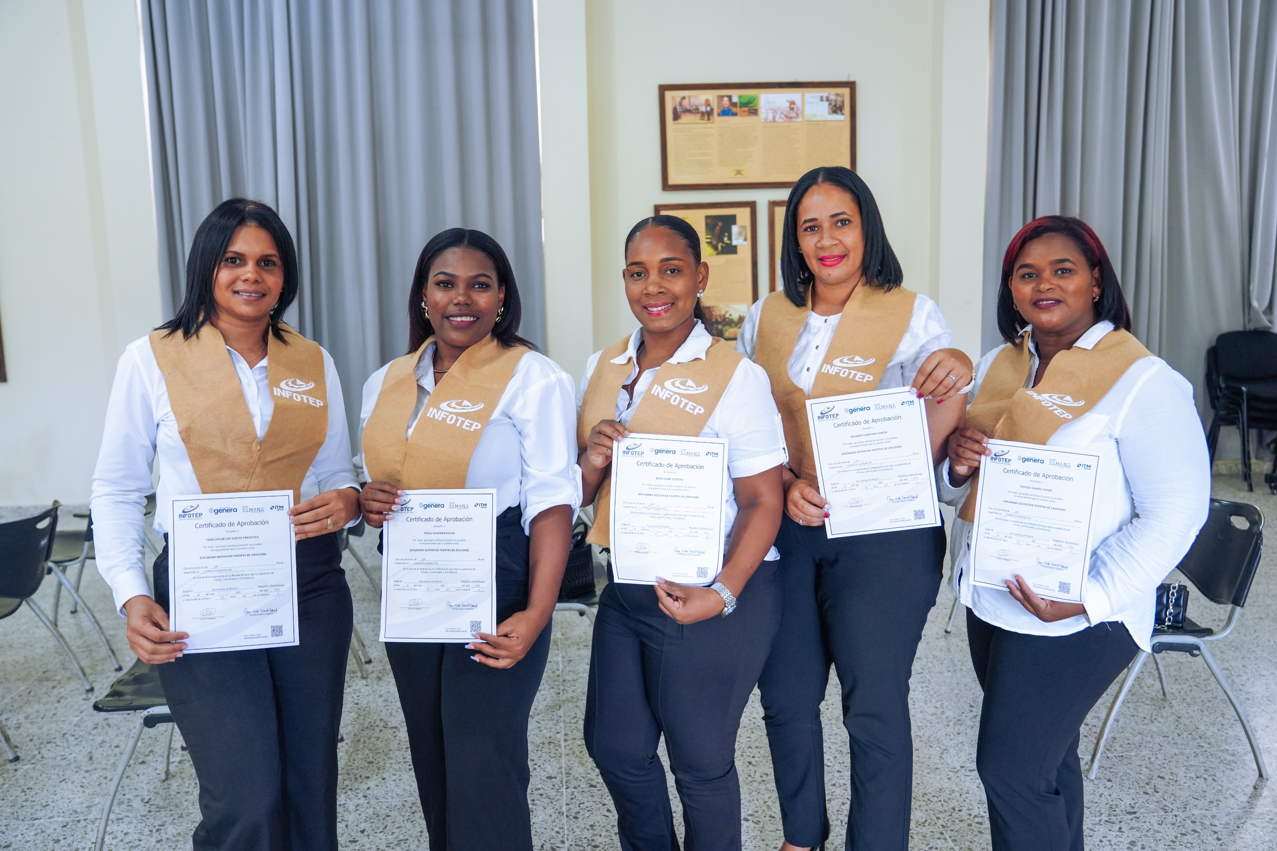 Infotep, Genera ITM y Port Samaná gradúan a 47 participantes del Diplomado Distintivo Puertos de Cruceros de Arroyo Barril, República Dominicana