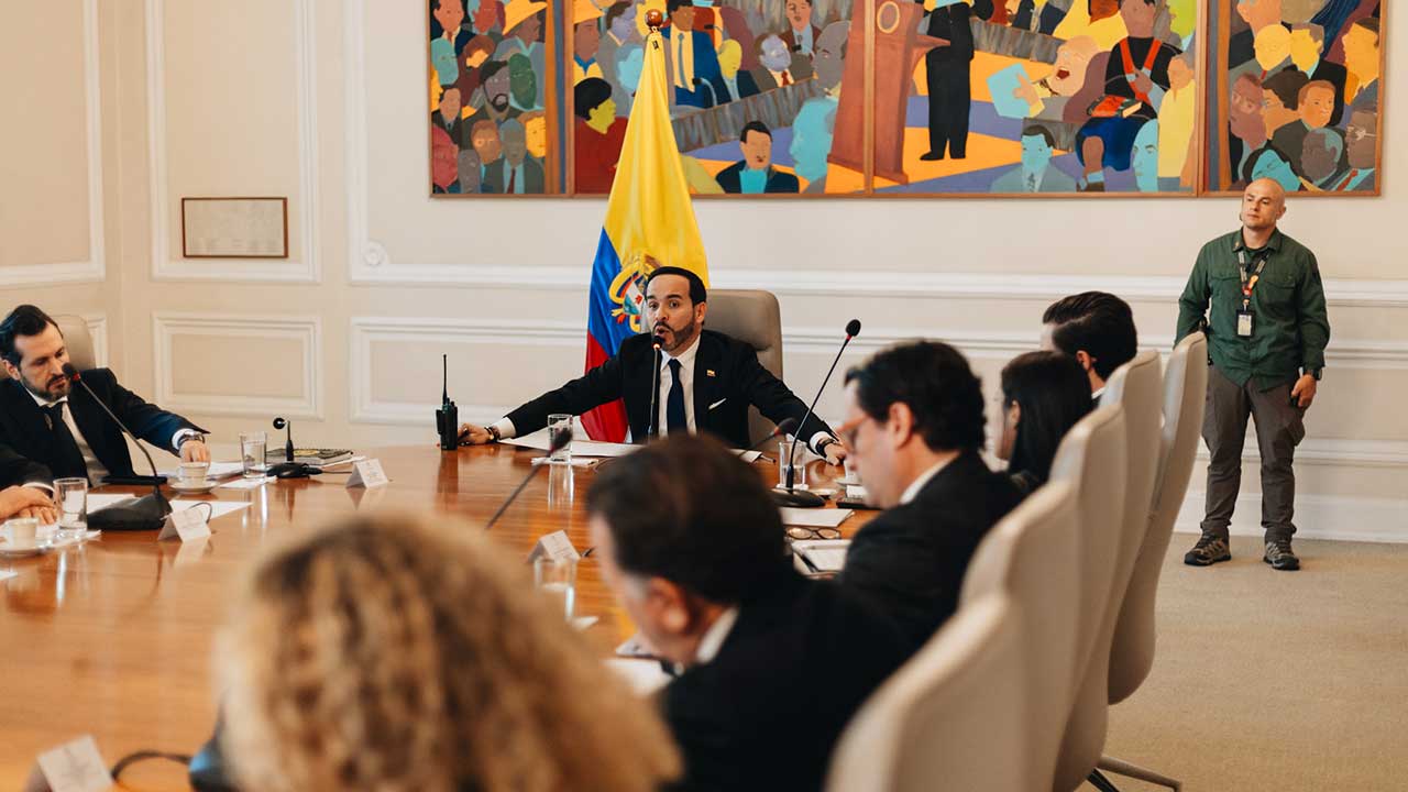 De La Espriella anuncia primera fase del Plan de Choque en Salud para atender a más de un millón de pacientes