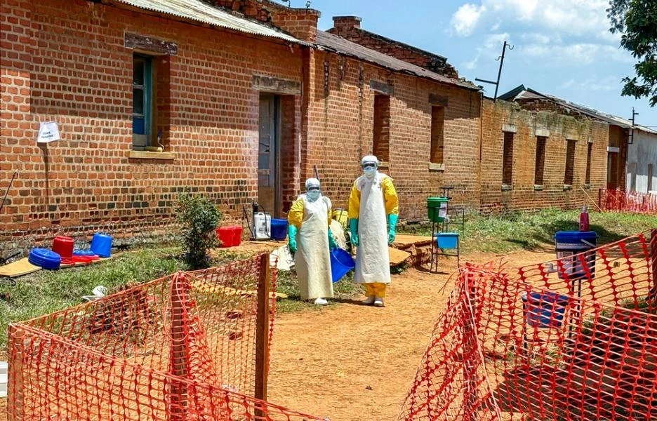 Ébola en RDC: la epidemia no está remitiendo y se está desplazando