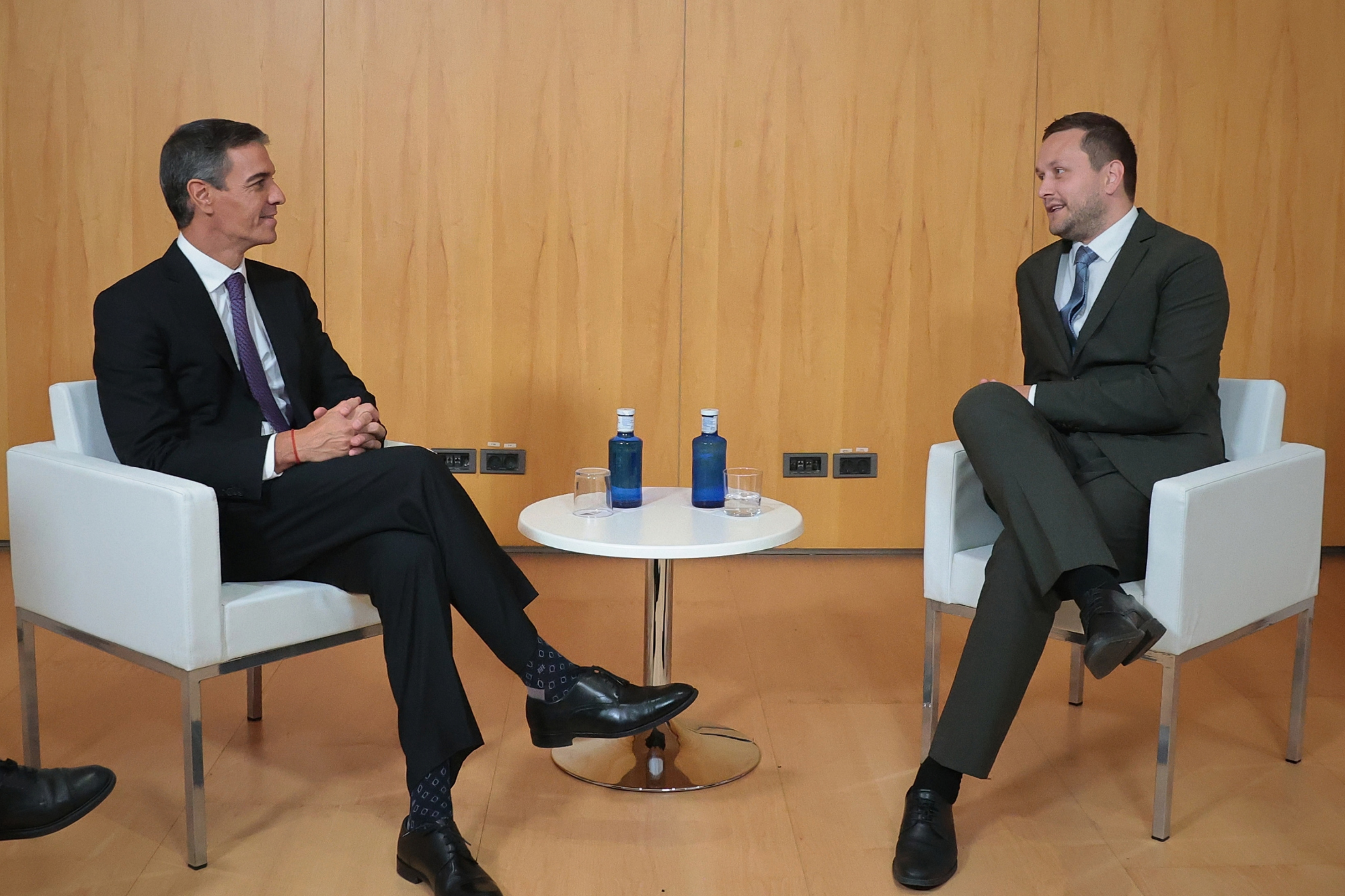 Pedro Sánchez reafirma el compromiso de España con la seguridad y la estabilidad en el Ártico en su reunión con el primer ministro de Groenlandia