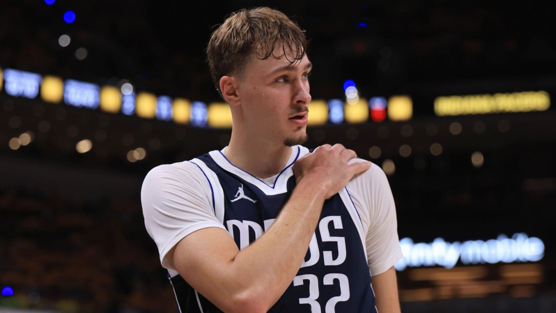Flagg will miss game vs. Spurs with left shoulder sprain