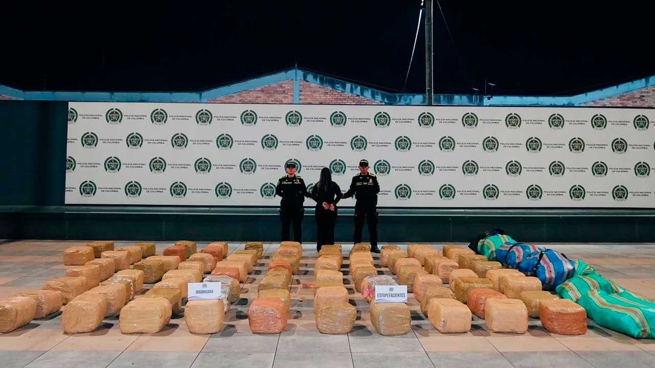 Presidente De La Espriella anuncia incautaciones de cocaína y marihuana en Nariño y Bogotá