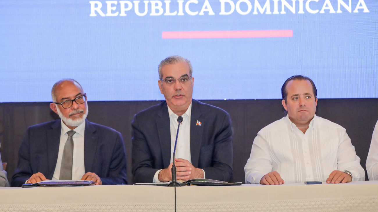Gobierno destina RD 2,000 millones recuperados del combate a la corrupción para construir instalaciones deportivas en más del 47 % del territorio nacional