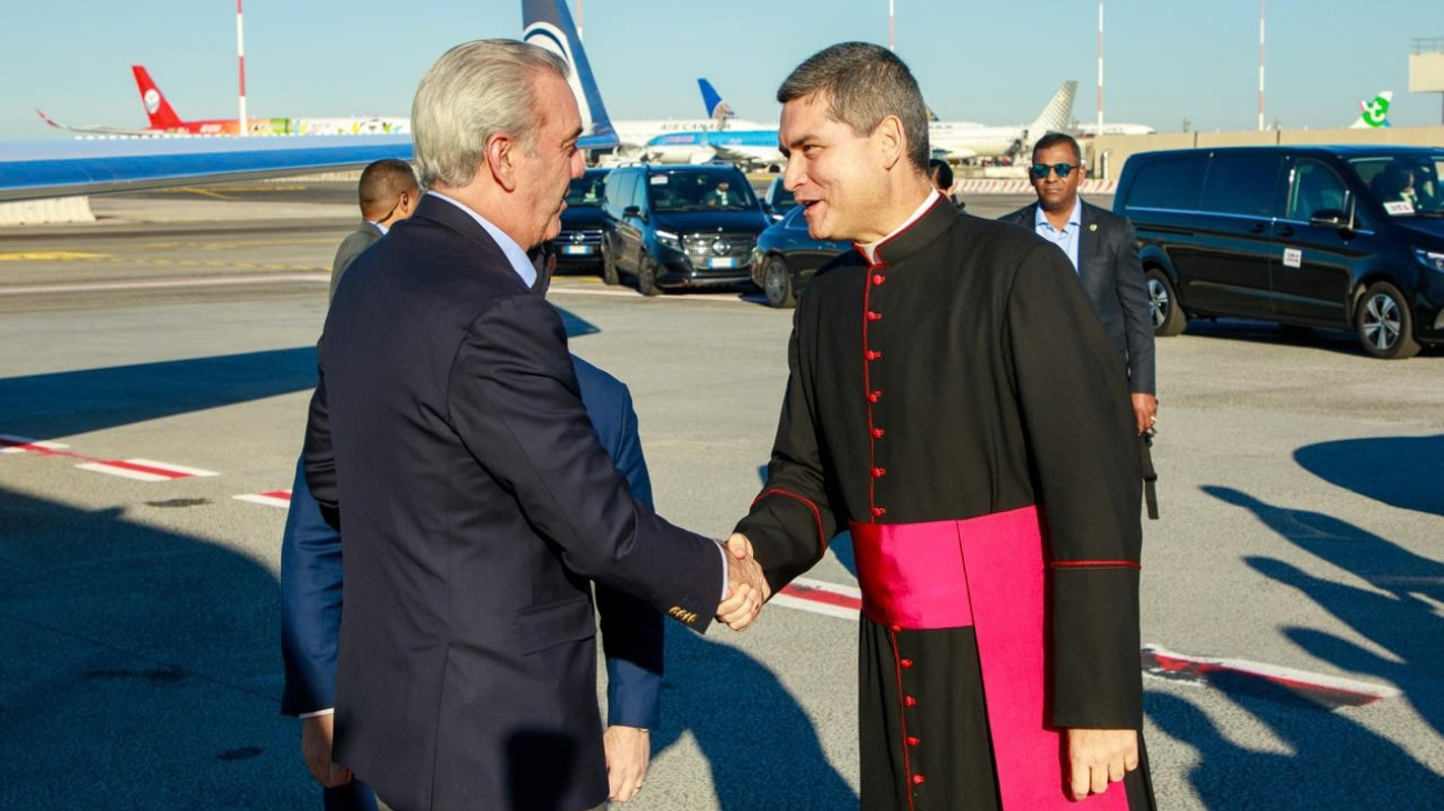 Presidente Luis Abinader informa que invitará oficialmente al papa León XIV a visitar la República Dominicana en 2027