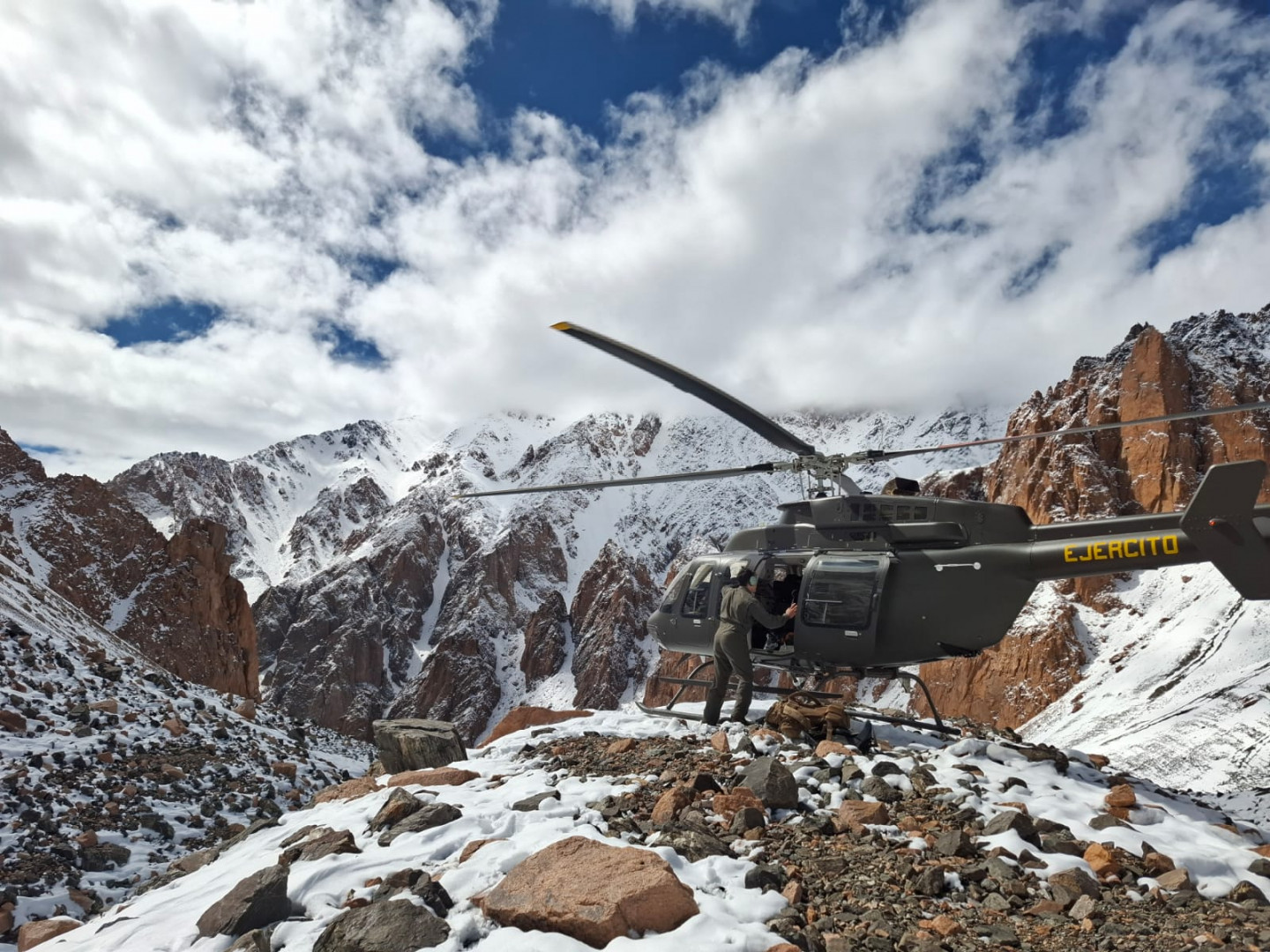 El Ejército incorpora un nuevo helicóptero para su flota de montaña