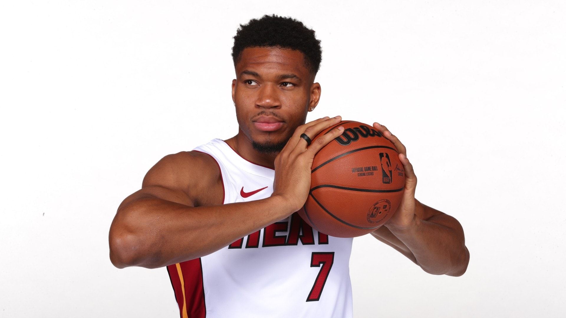 La pretemporada de la NBA comienza
